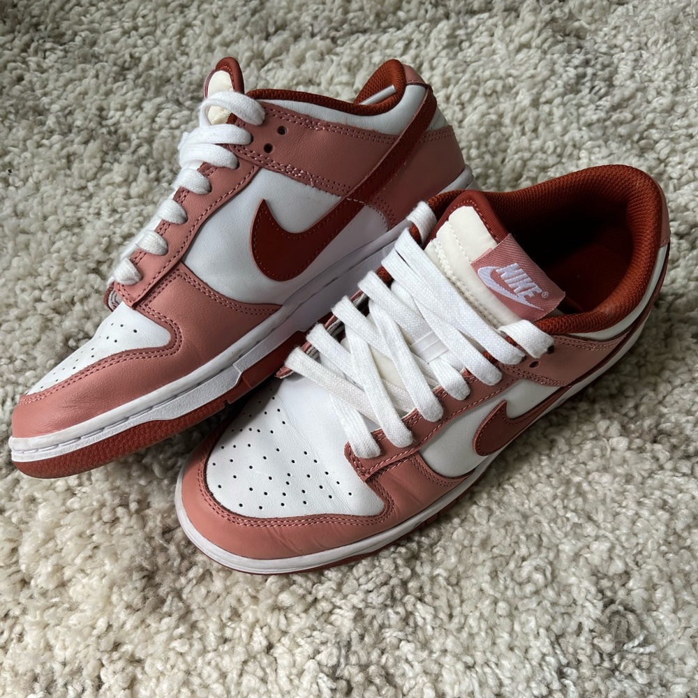 Women’s Nike dunk low